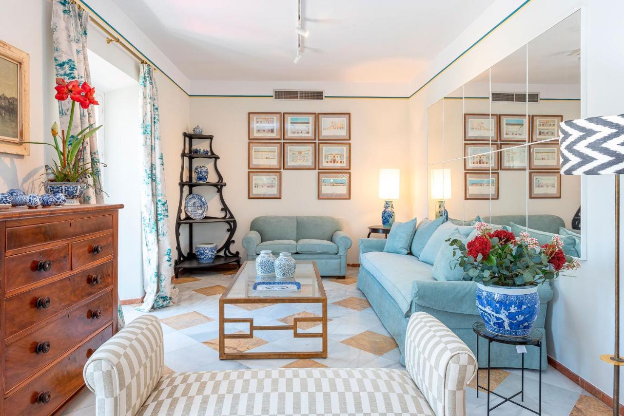 Genteel Home Campamento Seville Exterior photo