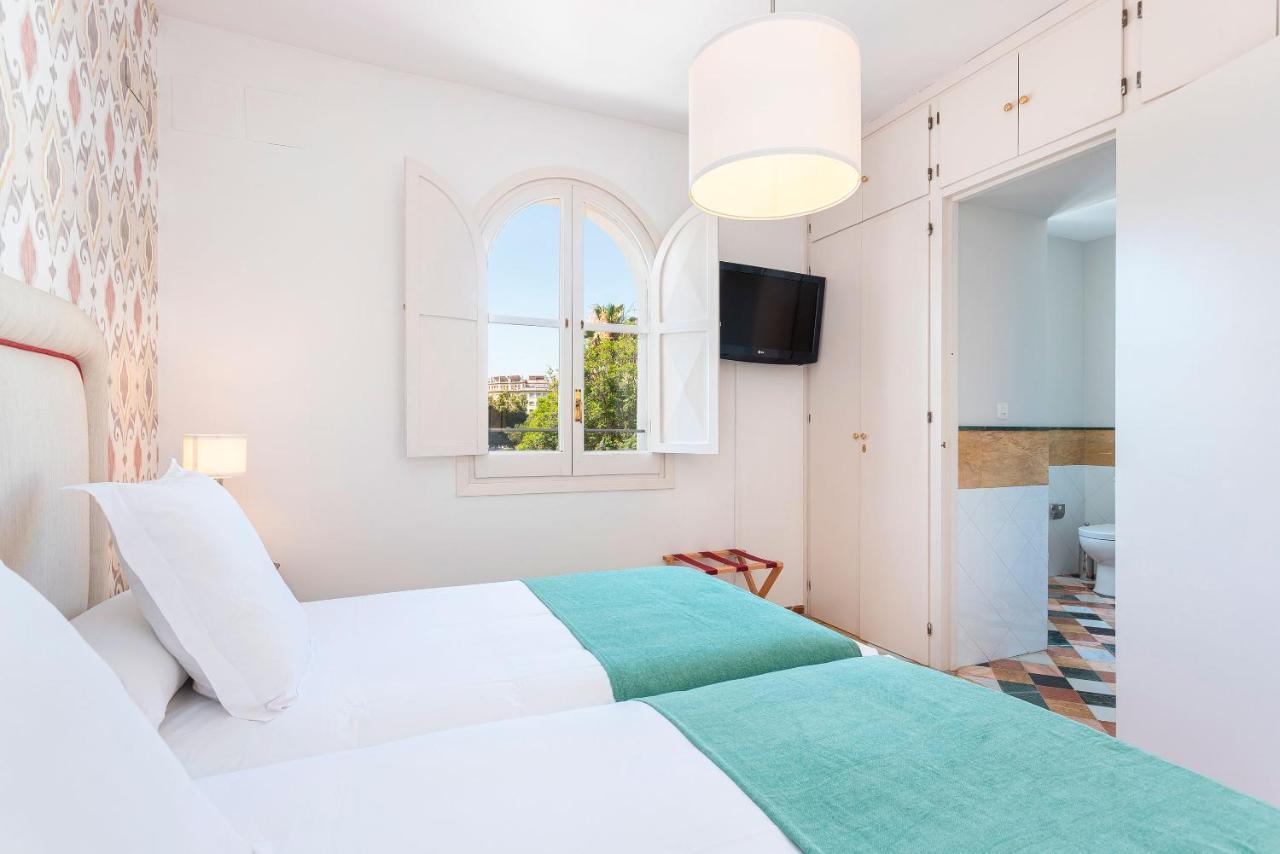 Genteel Home Campamento Seville Exterior photo